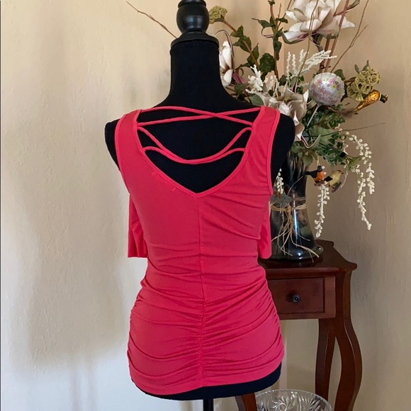 Sexy Ruffle Top - Picture 2 of 2